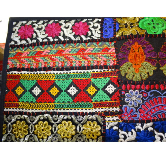 cover 40x40 cm in old Gujarat fabrics - 469