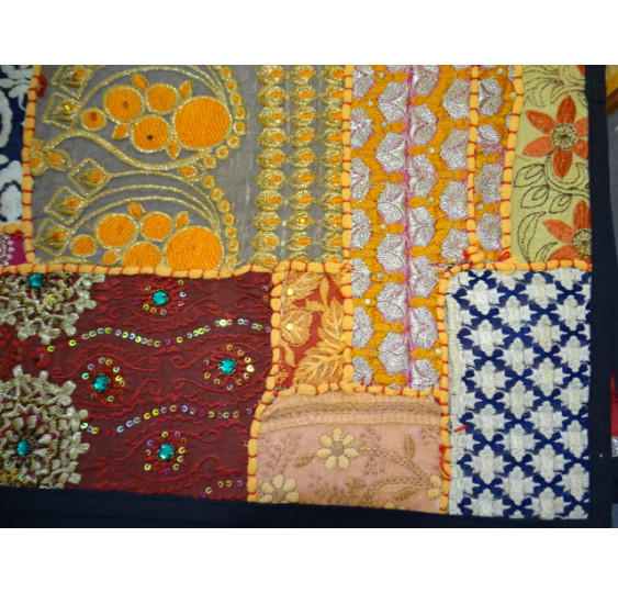 copy of cover 40x40 cm in old Gujarat fabrics - 474