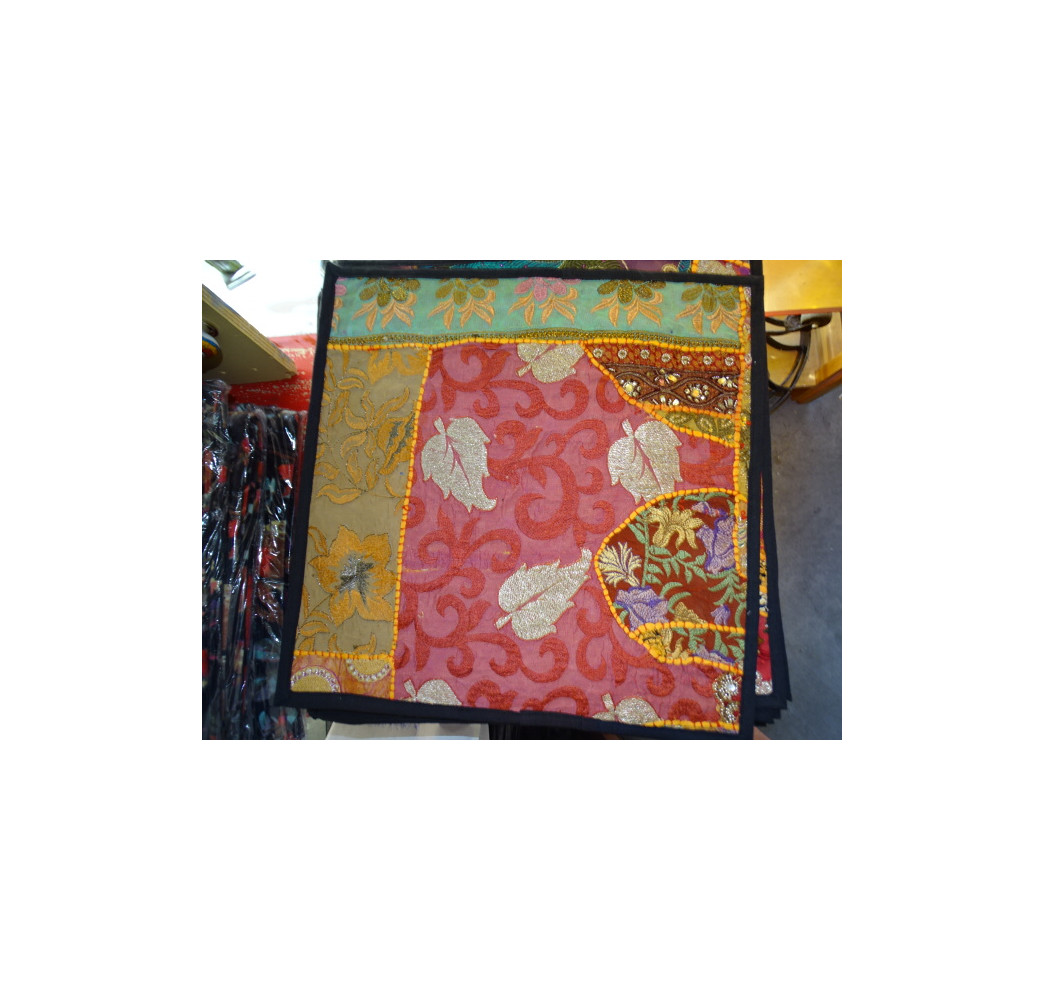 cover 40x40 cm in old Gujarat fabrics - 475