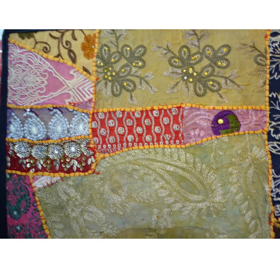 cover 40x40 cm in old Gujarat fabrics - 492