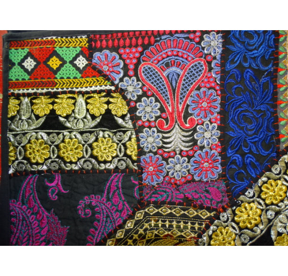 cover 40x40 cm in old Gujarat fabrics - 513