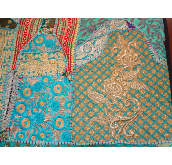 Gujarat cushion cover in 60x60 cm - 528
