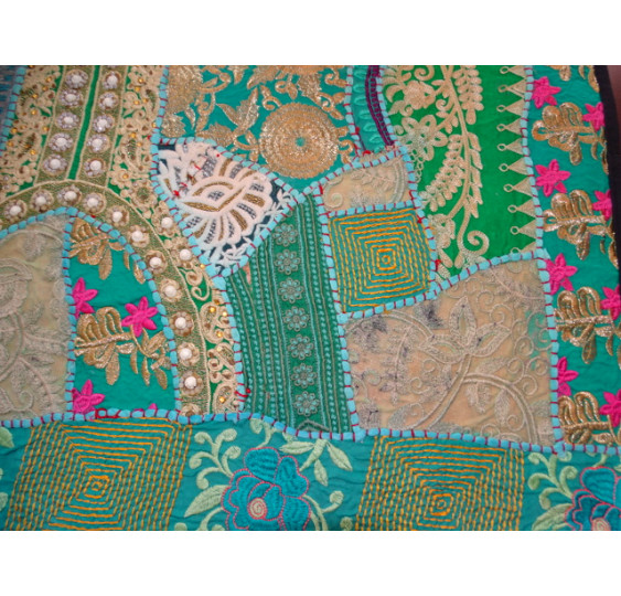 Gujarat cushion cover in 60x60 cm - 533