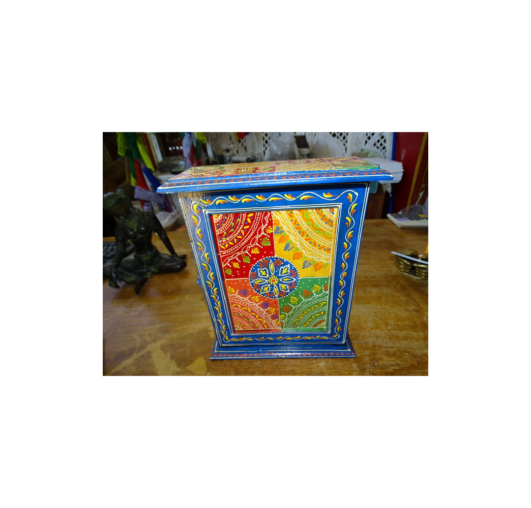 Key box painted in relief by hand 23x9x28 cm - 1