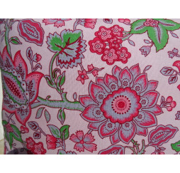 Cushion cover in 40X40 cm printed with pink and gray flowers