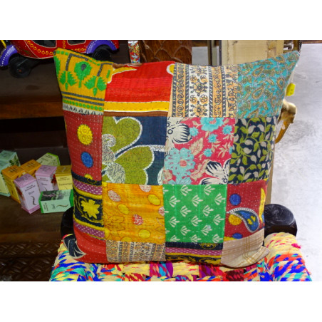 PATCHWORK 40x40 cm covers in multicolored cotton