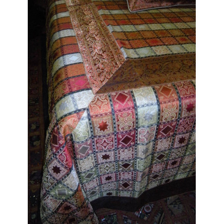 Quilt cover square white/red/copper color