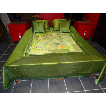 green bed set with patchwork - 2