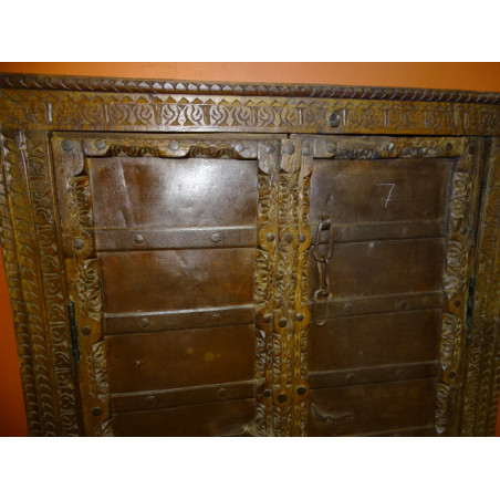 Petite portes ancienne de placard palquée avec du metal - 4