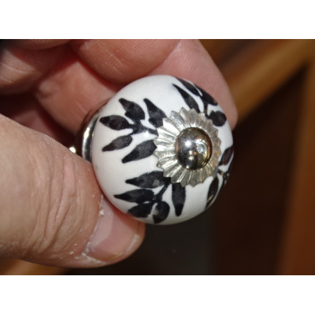 mini ceramic buttons black ferns - silver