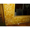 Miroir rectangulaire doré et écru peint en relief en 120x60 cm