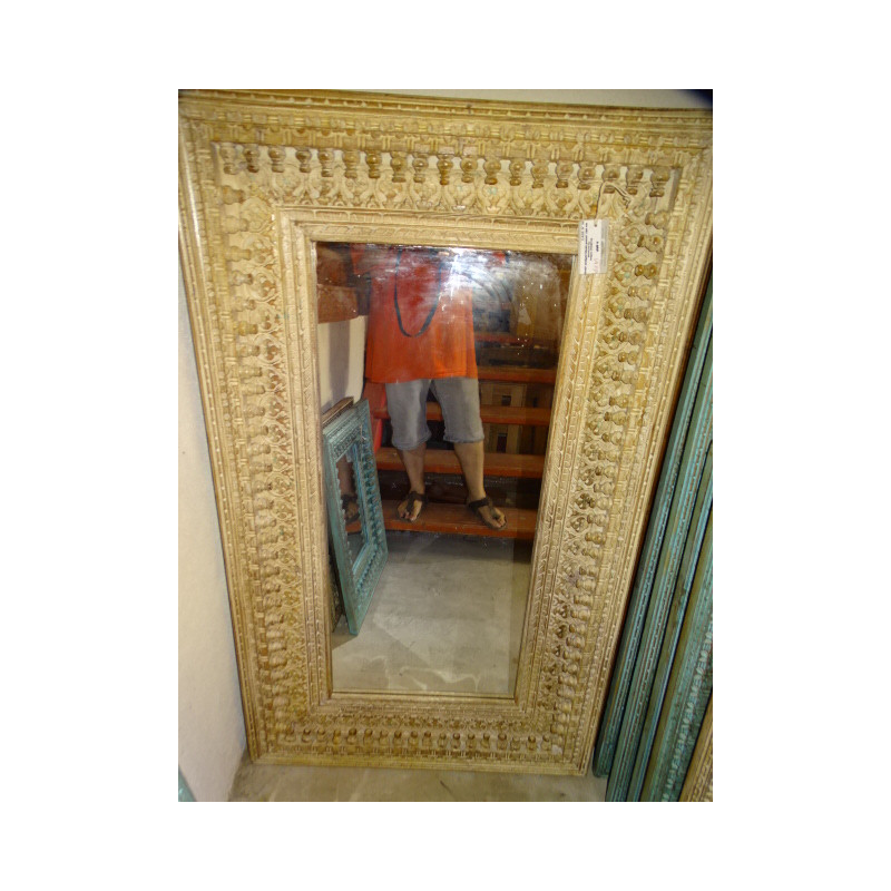 Large mirror carved and patinated in sanded white in 90x150 cm