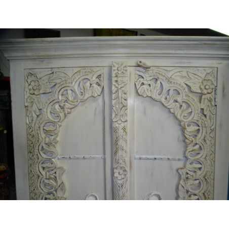 Sanded white arched carved wardrobe with solid doors 190 cm