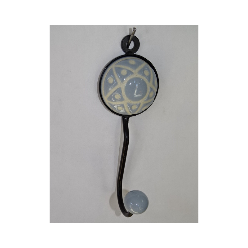 round coat hook with embossed gray star