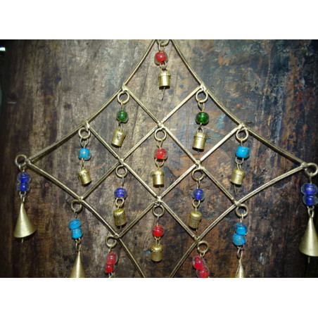 Diamond-shaped wind chime with beads and bells 25x25 cm
