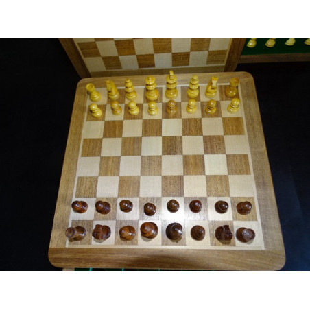 Jeux d'échec magnétique 18 x18 cm avec tiroir de rangement