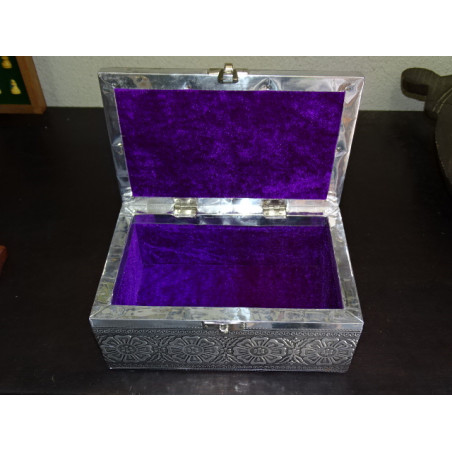 Grande boîte à bijoux avec pentagone et velours violet