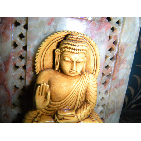 Statuette de buddha assis en résine/stéatite