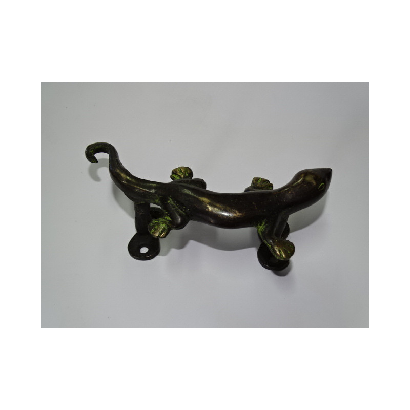 green and smooth patinated salamander bronze handle - right