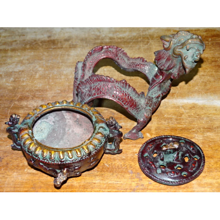 Bronze dragon-shaped censer with brown patina
