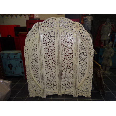 Round Screen sanded white flowers