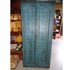 Turquoise cupboard doors...