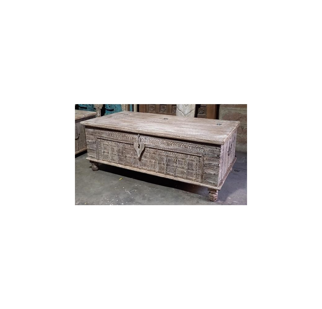 Vieux coffre Pitarah table basse en140x73x54 cm