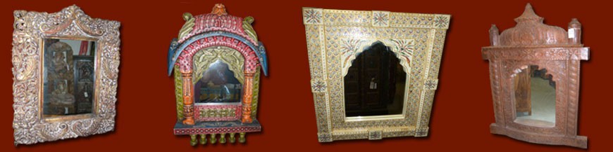Miroirs indiens peints à la main ou sculpté. Miroirs anciens ou neufs réalisés grâce aux techniques artisanales indiennes.